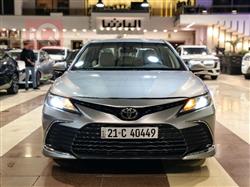 تۆیۆتا کامری